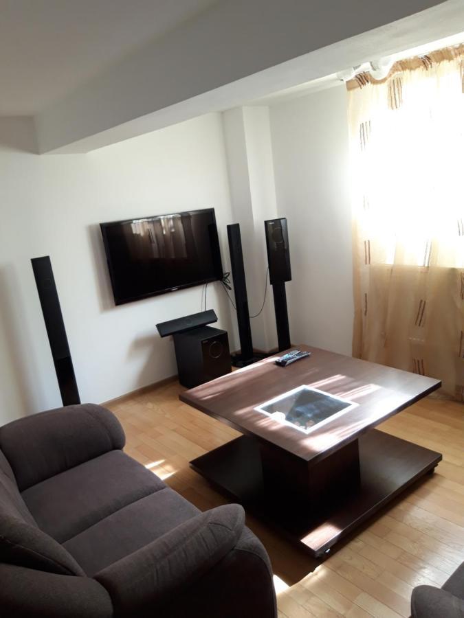 Papas Apartments Bucurestii Noi Екстериор снимка