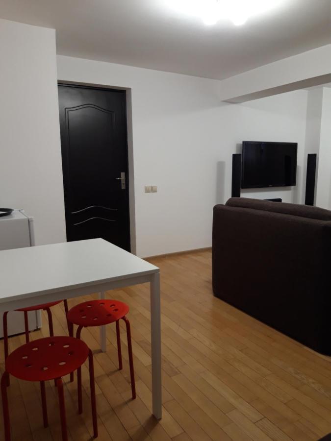 Papas Apartments Bucurestii Noi Екстериор снимка